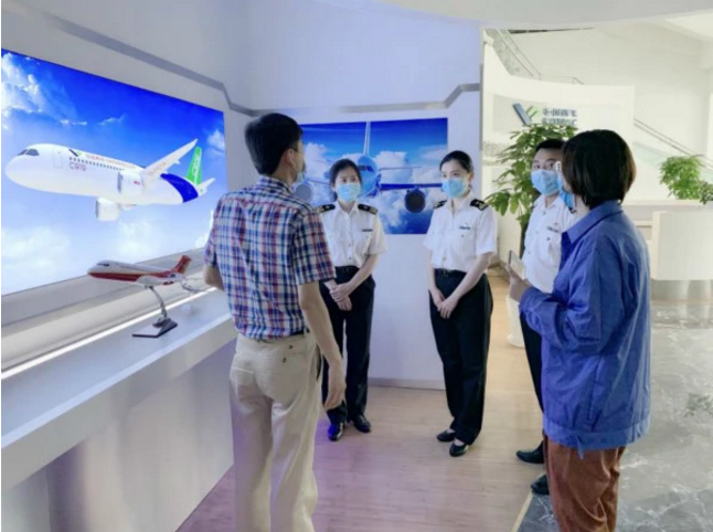 上海海关通关“零延时” 助力国产ARJ21支线飞机交付